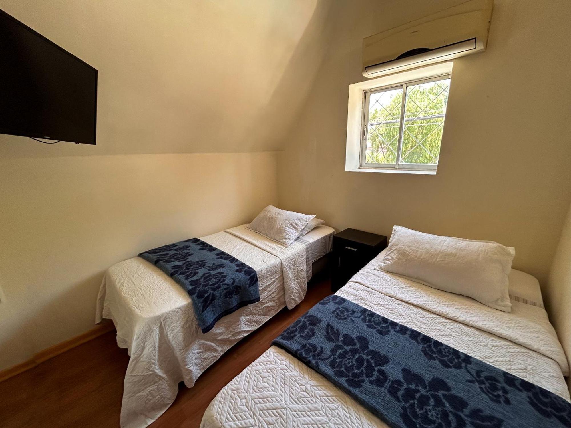 Chez Humbert Hostel ซานติอาโก ภายนอก รูปภาพ