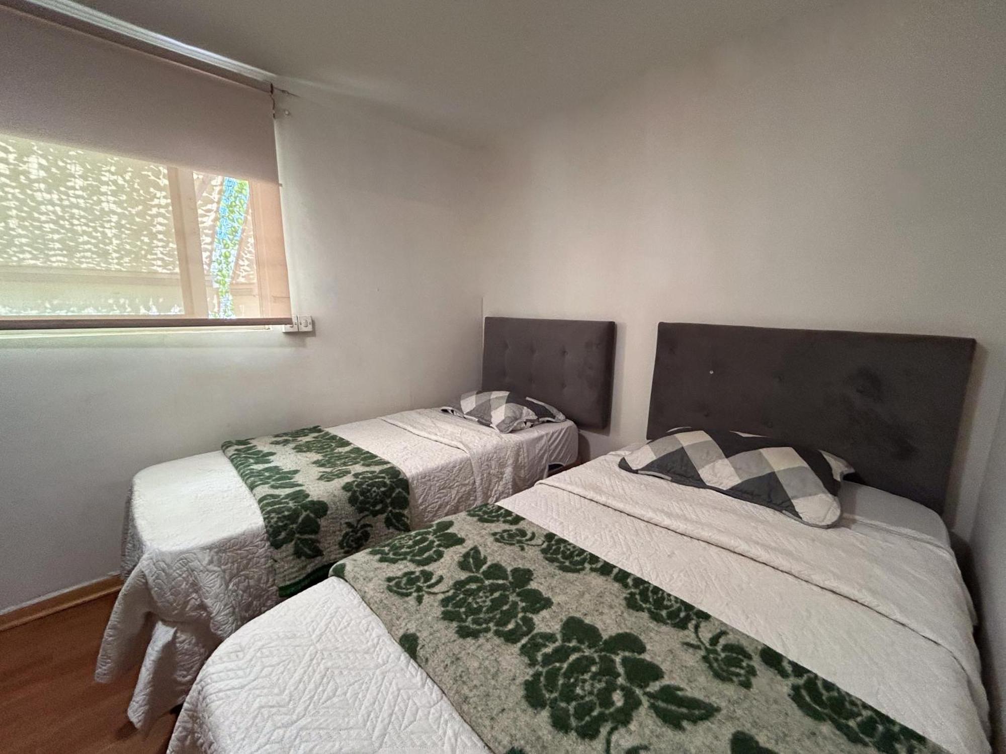 Chez Humbert Hostel ซานติอาโก ภายนอก รูปภาพ